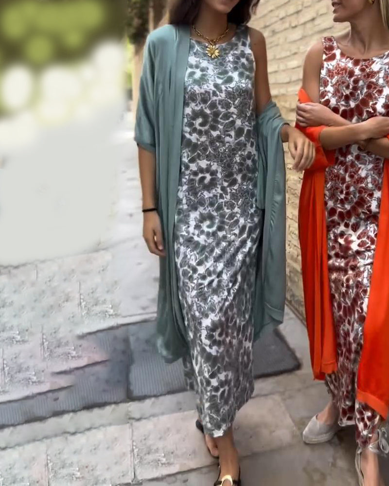 Vintage print elegant two piece suit