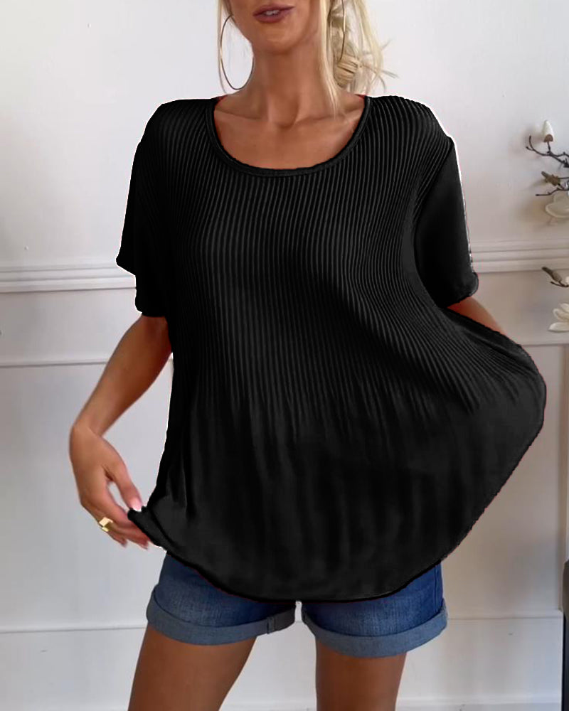 Solid color round neck pleated blouse