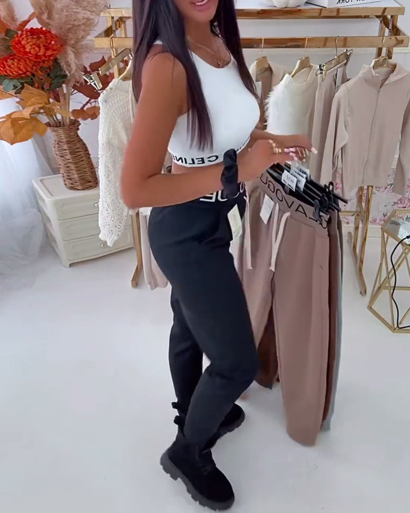 Tummy-Controlling And Hip-Lifting Skinny Pants