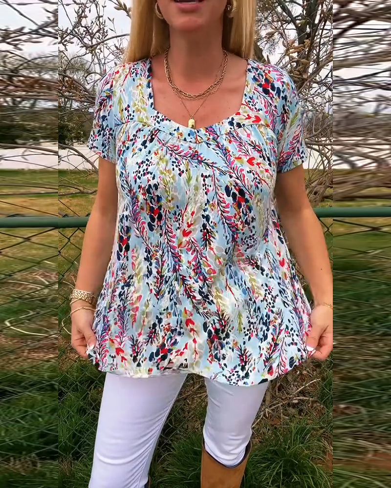 U-Neck Short-Sleeved Printed T-Shirt